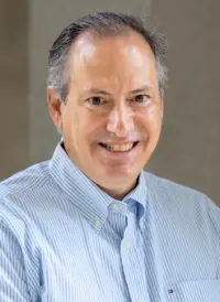 Headshot of Gustavo Carlo
