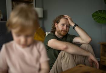 Four Ways for Parents to Manage Their Emotions