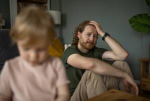 Four Ways for Parents to Manage Their Emotions