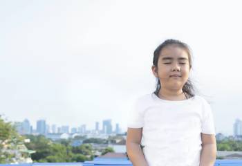 How Four Deep Breaths Can Help Kids Calm Down