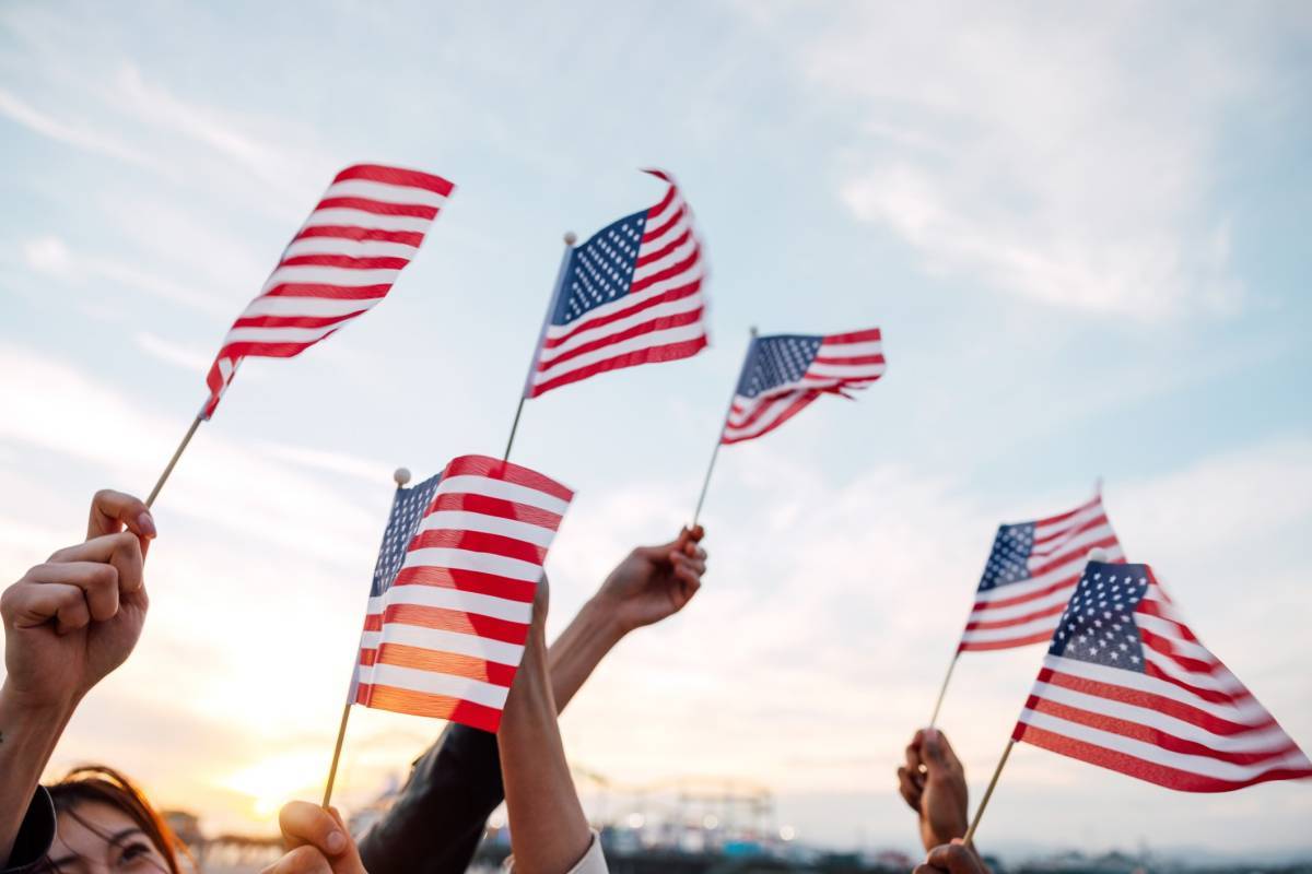 Opinion | The far right can have the Betsy Ross flag. I've got my own. -  The Washington Post, image size:1200x800